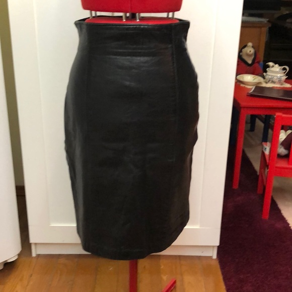 Danier leather skirt